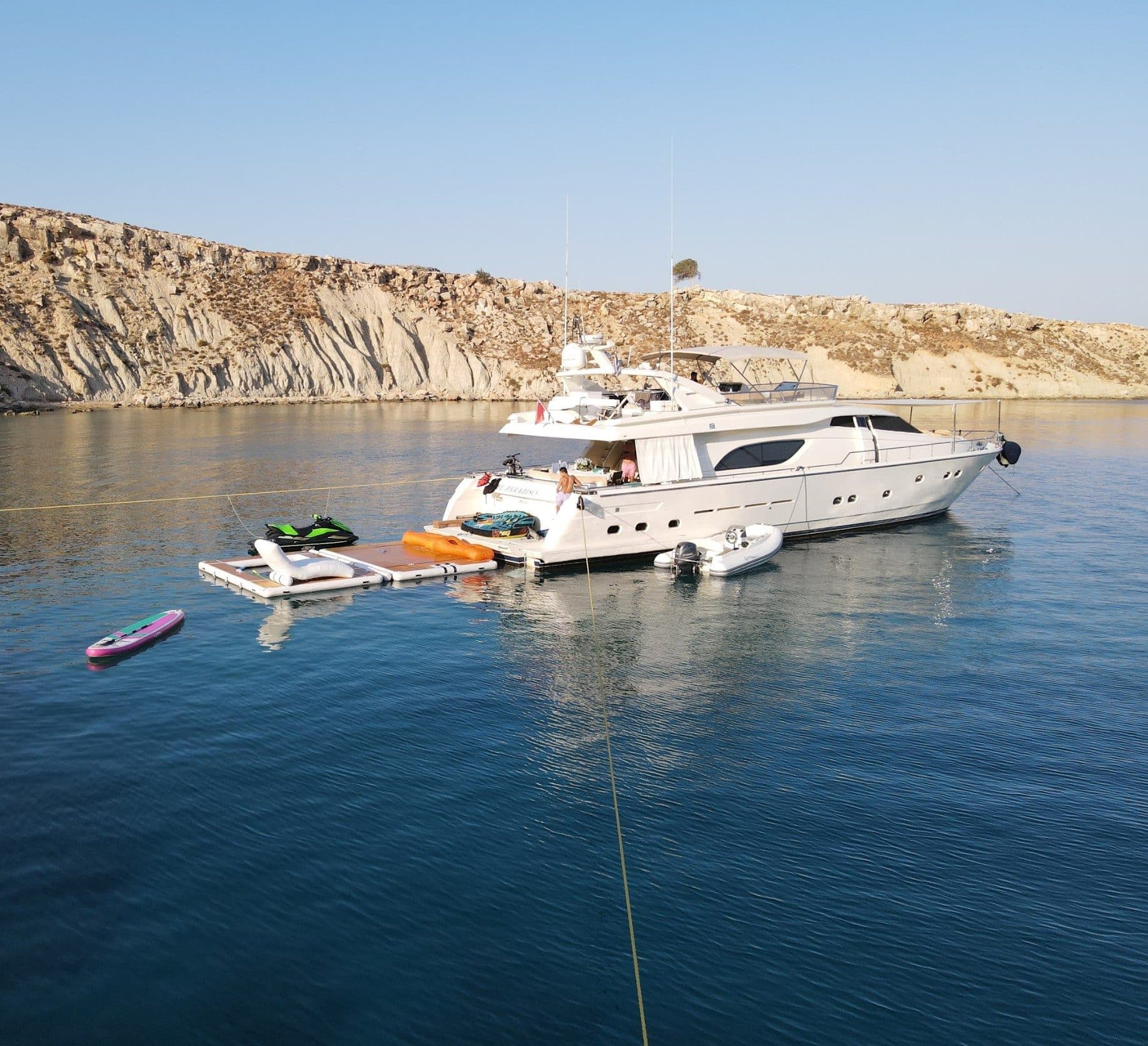 Ferretti 80 — image 1