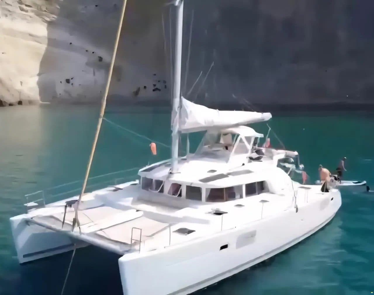 Lagoon 440 — image 4